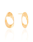 Brinco Oval Torcido Liso Banhado a Ouro 18K