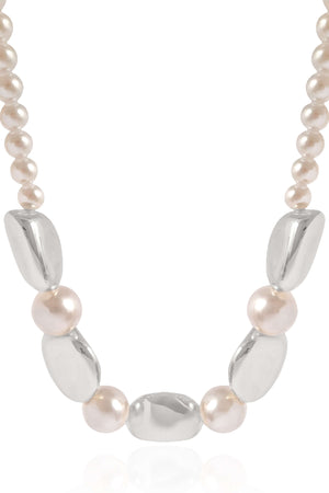 Gargantilha Orgânicos e Pérolas Ródio Branco - 40 cm