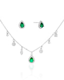 Conjunto Gargantilha com Berloques Cravejados Pingente e Brincos Gota Verde Esmeralda com Borda Cristal