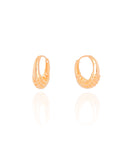Brinco Argola Click Bolinhas Vazadas 1.9 cm Banhado a Ouro 18K