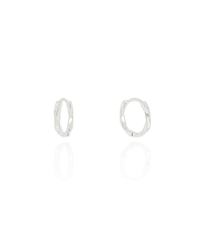 Brinco Argola Torcida Lisa 1,5 cm
