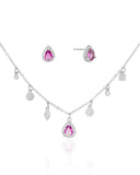 Conjunto com Berloques Cravejados Pingente e Brincos Gota Rosa Fúcsia e Borda Cristal