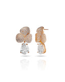 Brinco Folhas Cravejadas e Gota Pendente Cristal