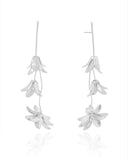 Brinco Três Flores Ródio Branco