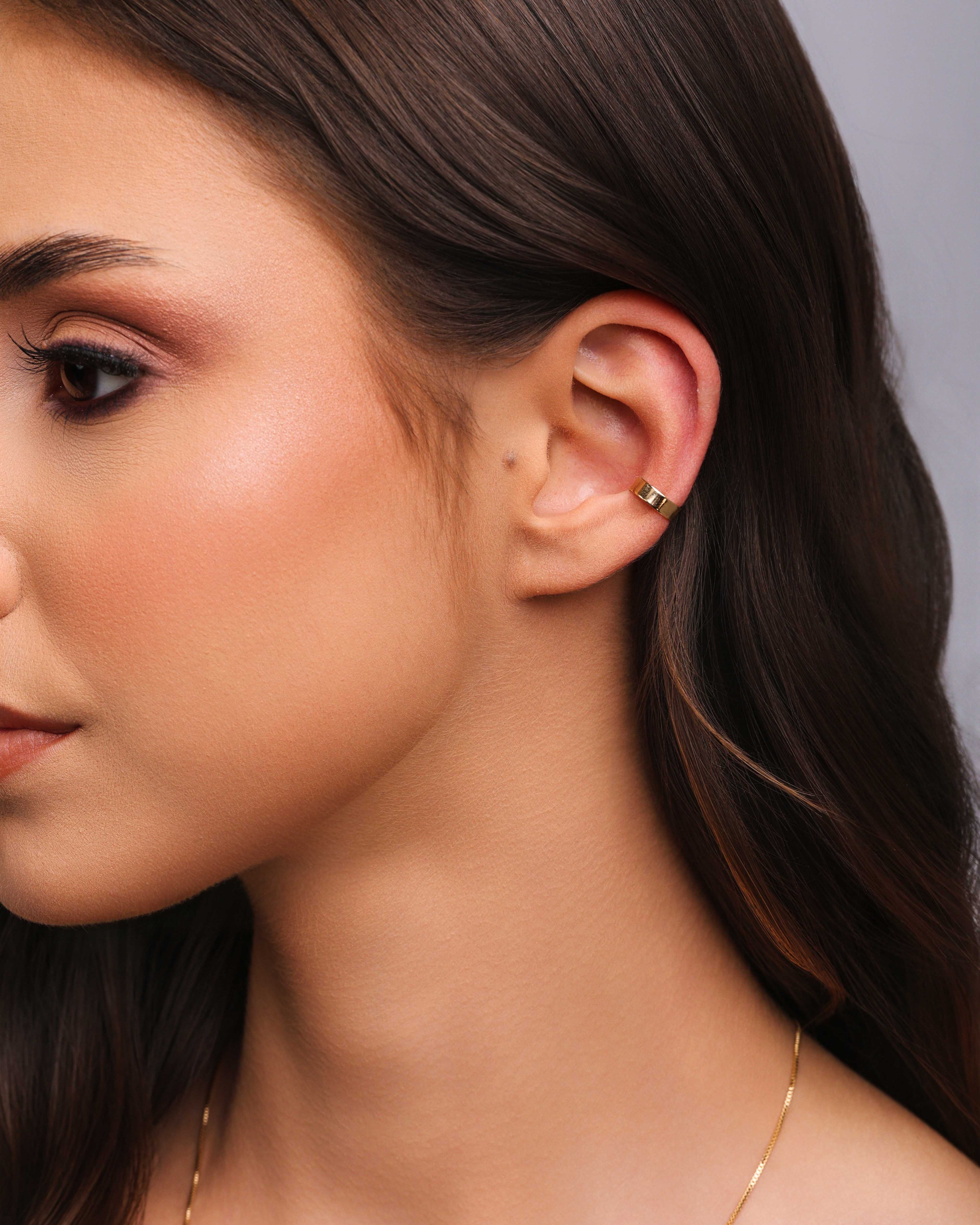 Piercing Fake Liso Banhado a Ouro 18K