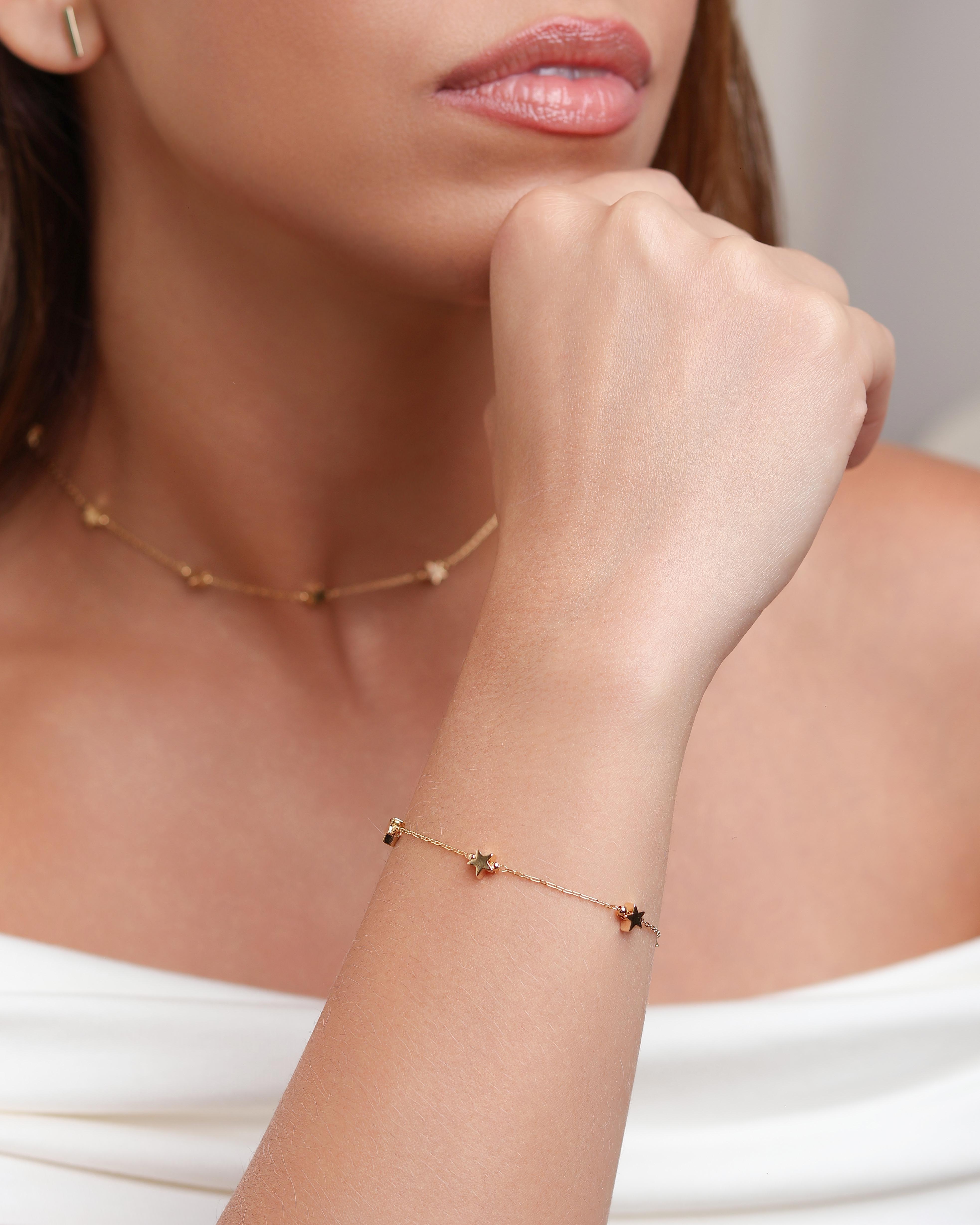 Pulseira Elos Mini Estrelas Banhado a Ouro 18K
