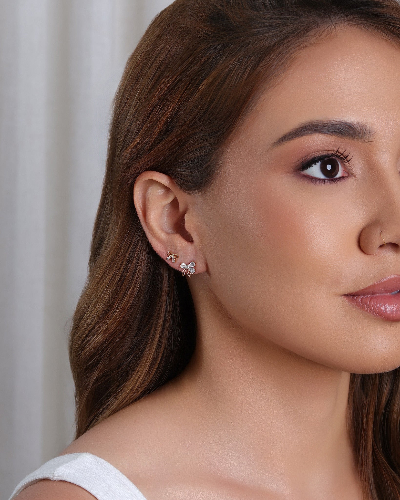 Brinco Duplo Laço Três Cristal e Laço Liso Cristal Banhado a Ouro 18K