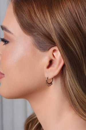 Brinco Argola Click Ponto de Luz Cristal Banhado a Ouro 18K