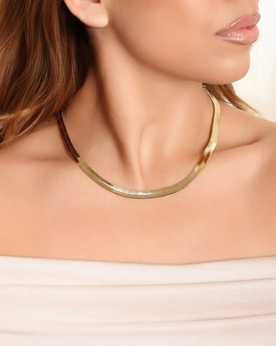 Choker Malha Fita 7 mm Banhado a Ouro 18K - 32 cm