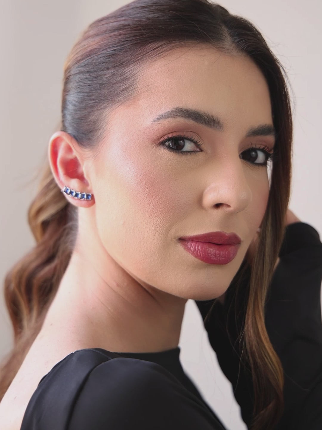Brinco Ear Cuff Carre Quadrado Safira Azul com Tarraxa Virgula