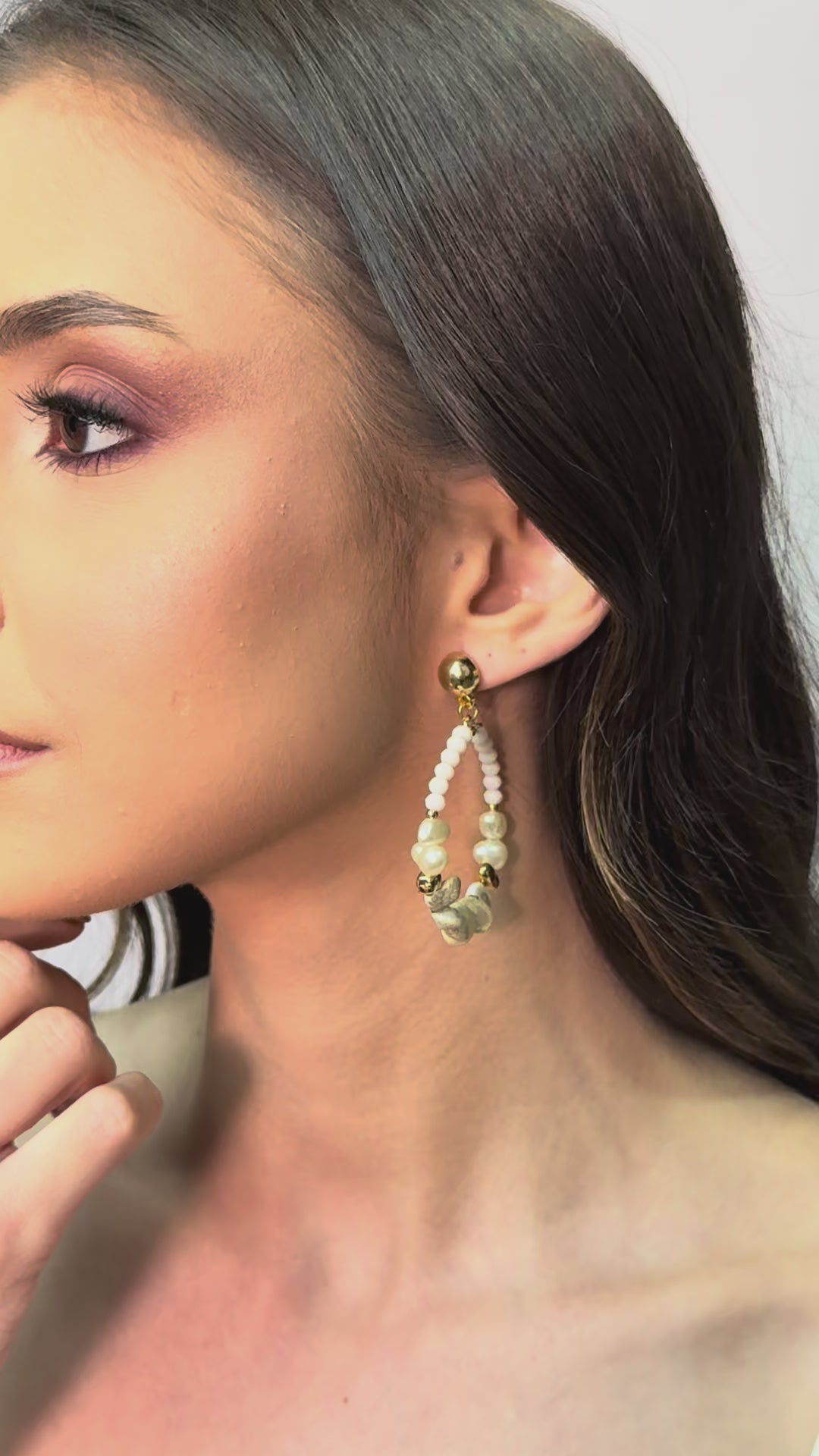 Brinco Bola Lisa Caracol 6.0 cm Banhado a Ouro 18K